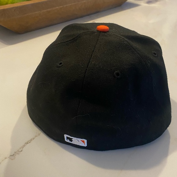 SF Giants hat - Picture 2 of 3